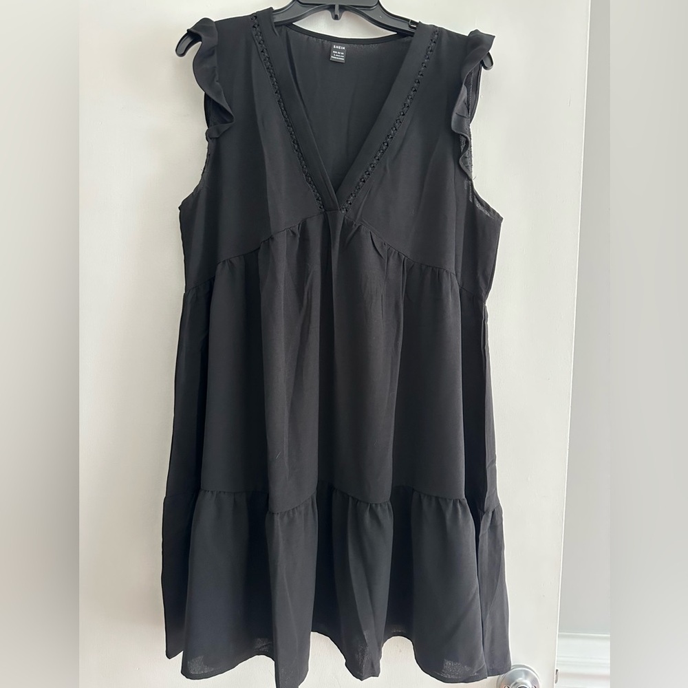 SHEIN Black Ruffle Sleeve Blouse